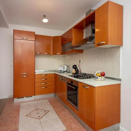 Bura2 , With Private Parking In The Garage Apartment Split Exterior photo