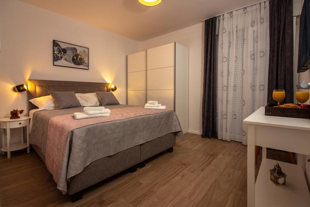 Apartament Bura2 , With Private Parking In The Garage