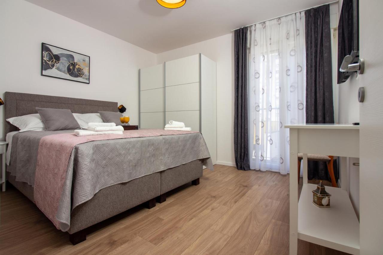 Apartament Bura2 , With Private Parking In The Garage